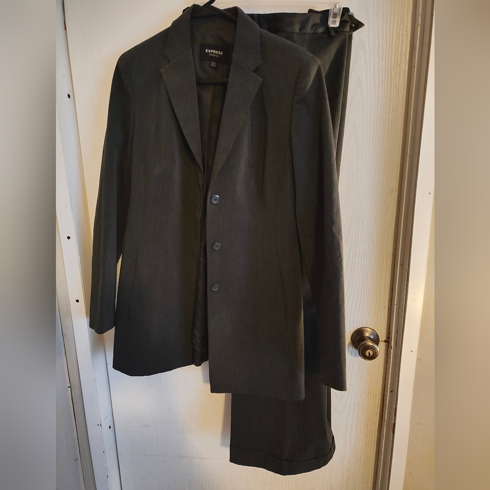 Express Charcoal Suit Set